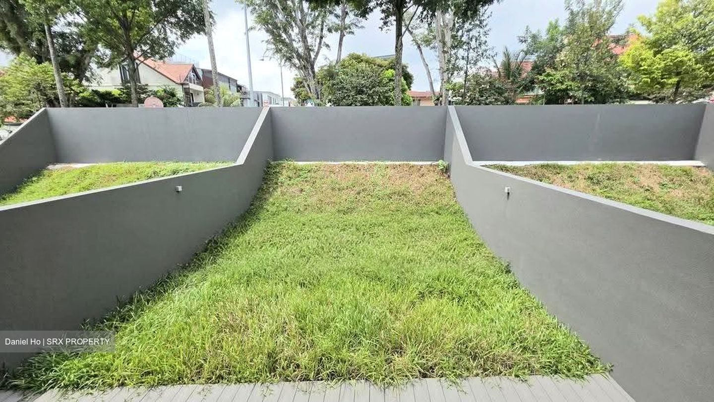 Seletar Hills Estate (D28), Terrace #636775401